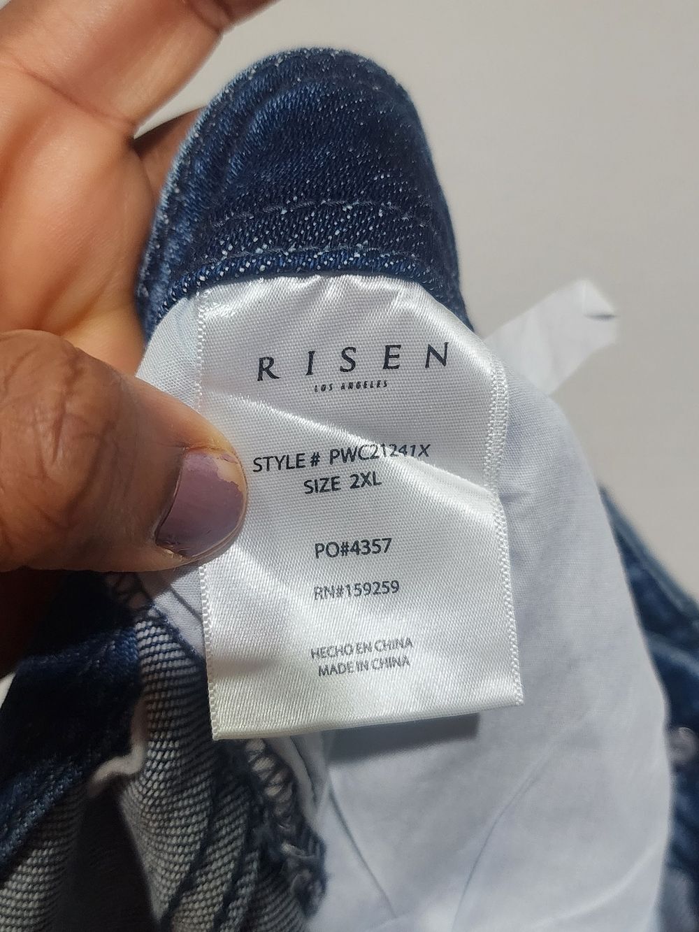 NWT Risen Jeans Cropped Dark Blue Women's Jeans with Embelished Cuff size 2XL - Picture 13 of 15
